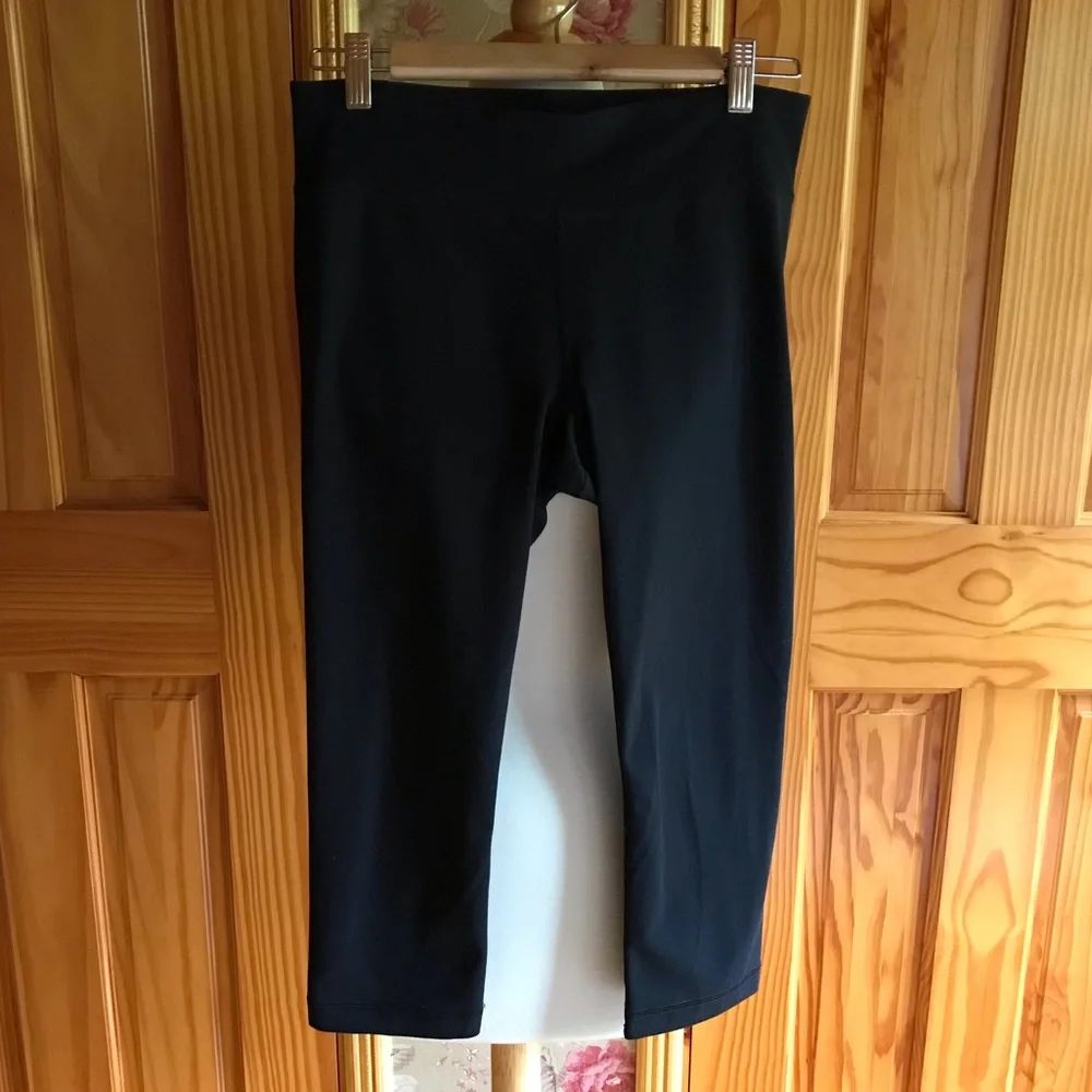 WORKOUT CAPRIS - Picture 1 of 9